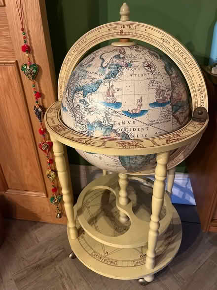 Photo of free Drinks globe (HG5) #1