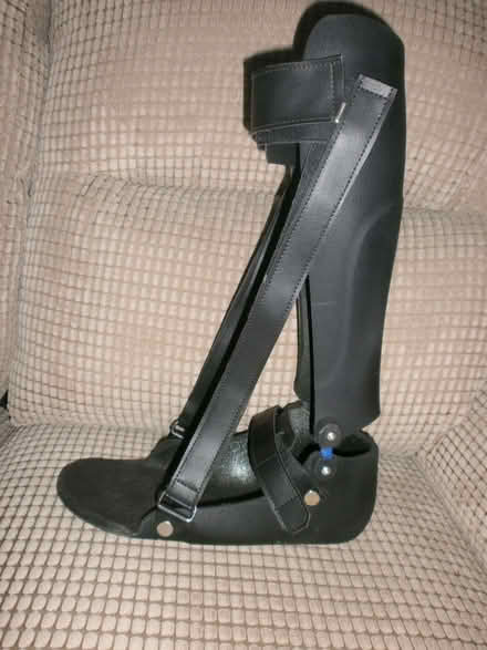 Photo of free Adjustable Foot/Ankle & Calf Rehabilitation Splints (Bryn WN4) #2