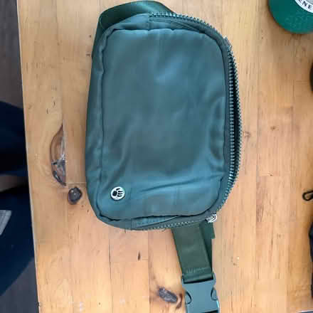 Photo of free Army green waist pack (Long hill, NJ) #1