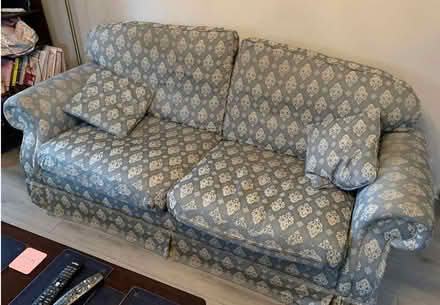 Photo of free Sofa (Slyne-with-Hest LA2) #1