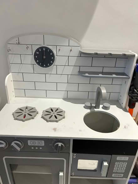 Photo of free Toy kitchen (Hoddesdon EN11) #2