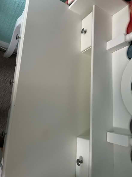 Photo of free White dressing table (Bedford MK40) #2