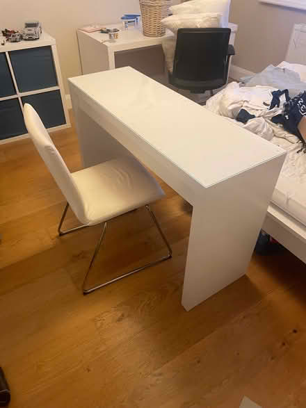 Photo of free Dressing table and chair (Marshalswick AL1) #1