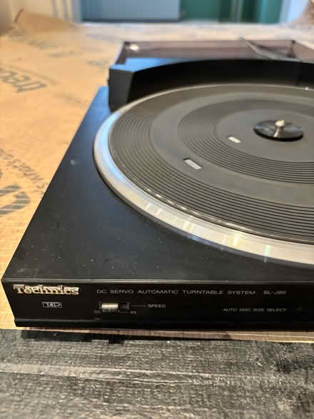 Photo of free Technics Turntable & Pioneer Tuner (Molesey KT8) #2