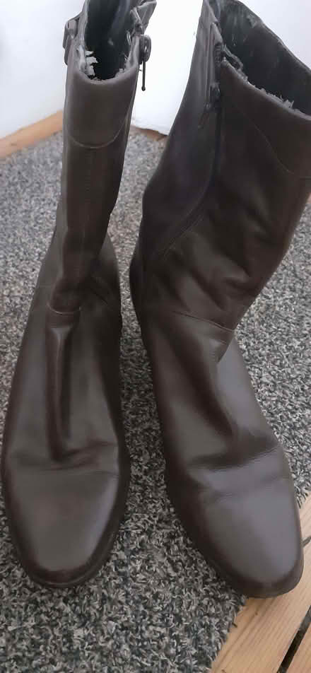 Photo of free Pair of ladies ankle boots size 7 (Enfield EN1) #1