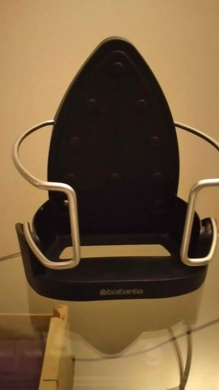 Photo of free Iron holder (Haywood RG12) #1