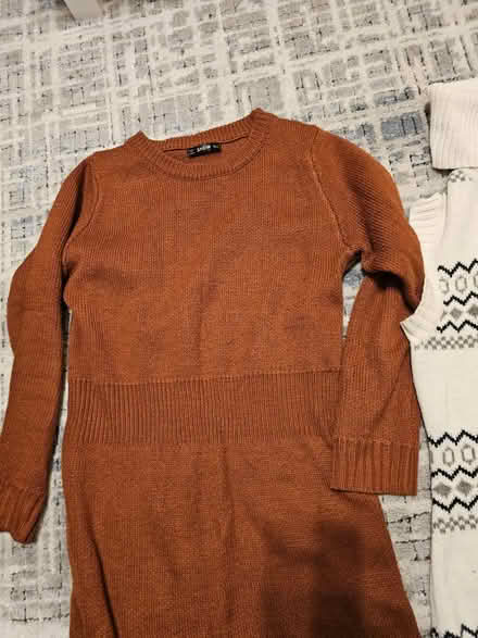 Photo of free 3 ladies jumpers (Stevenage SG1) #2
