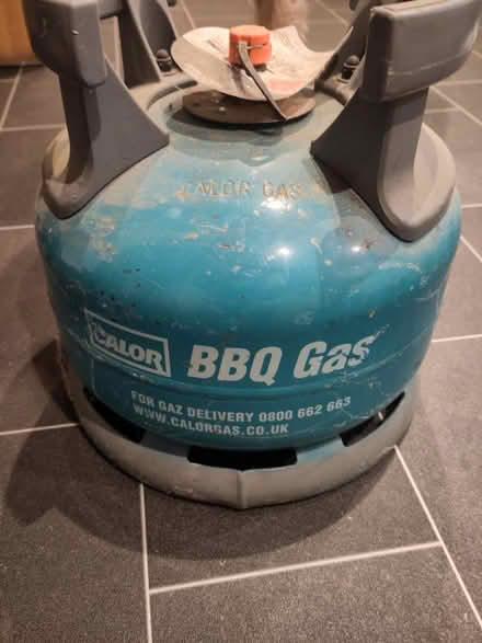 Photo of free Small gas cylinder (Cambridge, CB5) #1