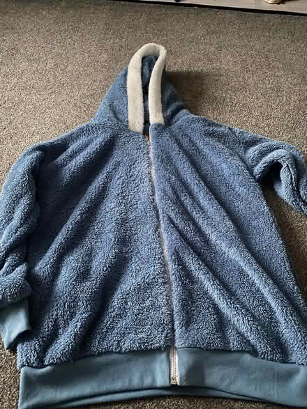 Photo of free Size 20 hoodies (Havant PO9) #2