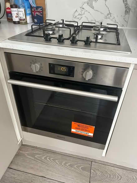 Photo of free Oven (SW16 6EG) #3