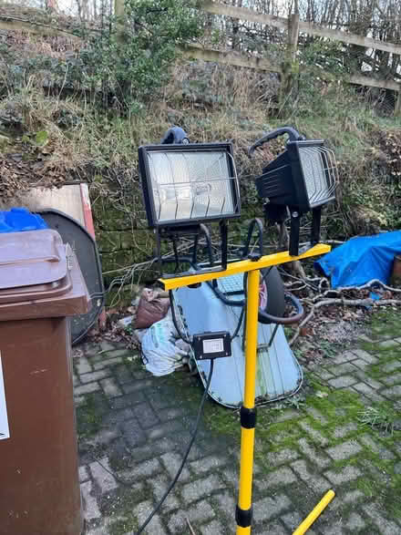 Photo of free Halogen Work Lights (Ellastone DE6) #1