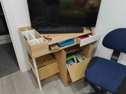 Photo of free Desk (HA0) #3