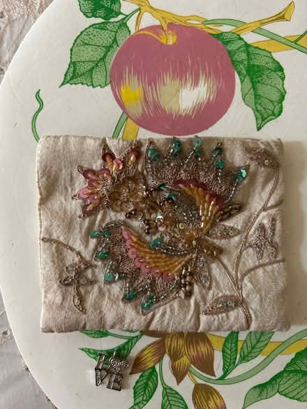 Photo of free Purse (KT3 new malden) #1