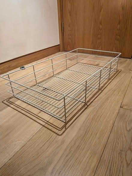 Photo of free Wire shelf/rack (Hatton Wall, EC1N) #3