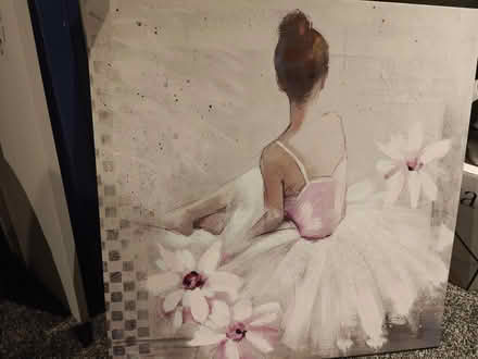 Photo of free Canvas of a balerina (Chafford Hundred RM16) #1