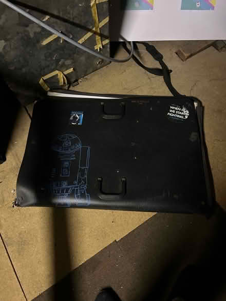 Photo of free Old A1 size portfolio. 86cm x 64cm (Kingston upon Thames, Norbiton) #2