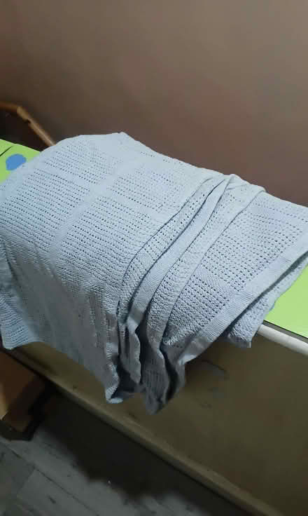 Photo of free single blue warm blanket (Lewisham SE13) #1