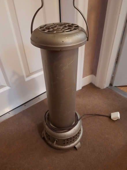 Photo of free Vintage electric heater (Bebington CH63) #1