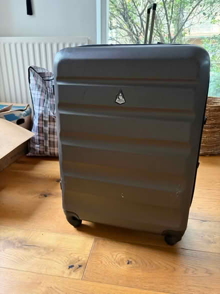 Photo of free Large suitcases (Earls Court) #1