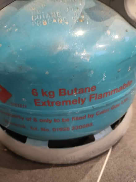 Photo of free Small gas cylinder (Cambridge, CB5) #2