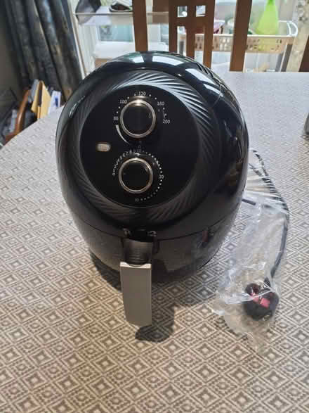 Photo of free Air Fryer - Single Drawer (Chichester, PO19) #2