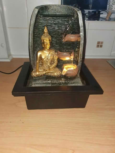 Photo of free indoor water feature (S2 wybourn) #4