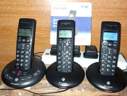 Photo of free BT landline 3 set with answerphone (Llanddulas LL22) #1
