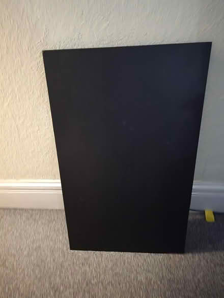 Photo of free Office Desk (IG3 8EX) #1