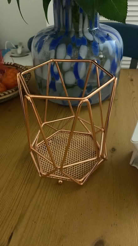 Photo of free Utensil holder (Salendine nook) #1
