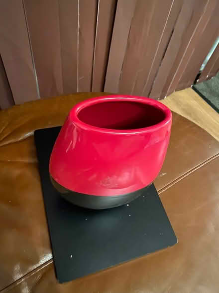 Photo of free Two tone flower vase (vange, basildon) #1