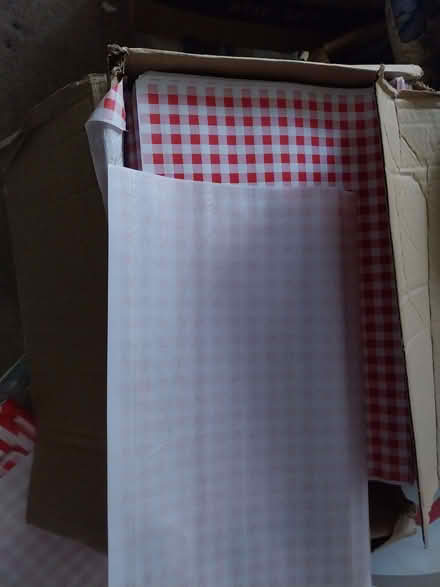 Photo of free Display paper for cakes and gifts (Fairfield Park) #1