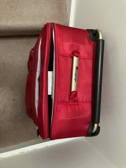 Photo of free Cabin luggage bag it luggage (Twickenham Green) #4