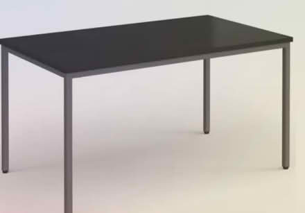 Photo of free Office Desk (IG3 8EX) #3