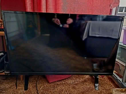 Photo of free Digihome Model 40470fh08 40 " screen (Ettingshall WV4) #1