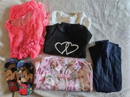 Photo of free Girl's clothes 3/4 (CR0) #1
