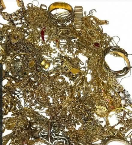 Photo of costume jewellery (East London) #1