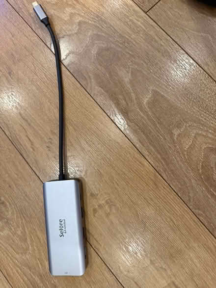 Photo of free Laptop dock (ha28qz) #4