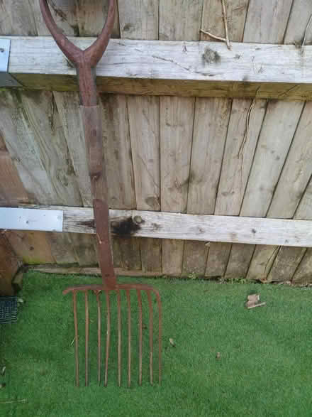 Photo of free Vintage and old garden tools (RG47TQ) #3