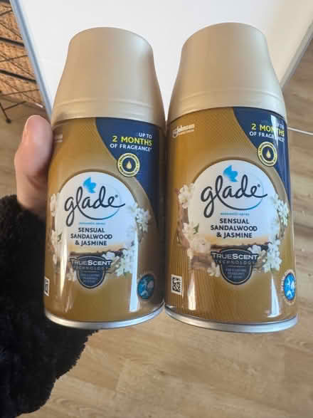 Photo of free 2 x Glade Automatic Spray Refills (Shacklewell N16) #1