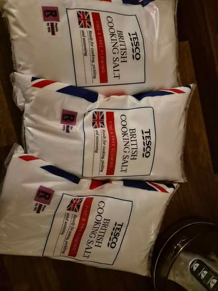 Photo of free 3 x 1.5kg unopened bags of salt (Chiseldon, SN4) #1