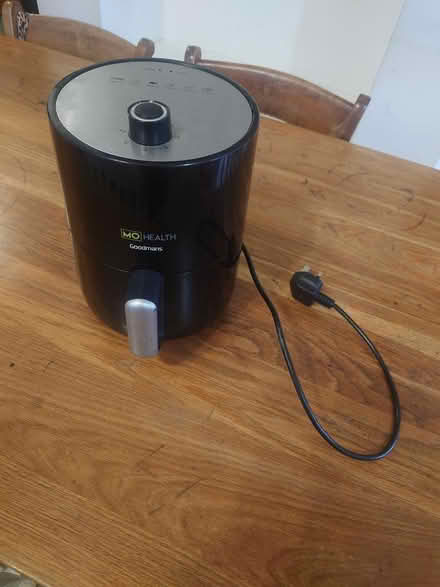 Photo of free Air fryer (S2 heeley bottom) #1