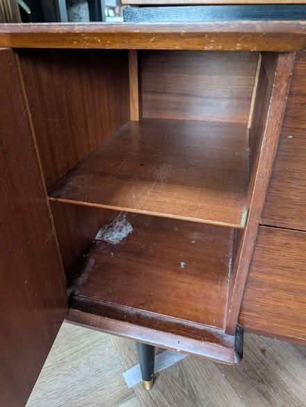 Photo of free Dressing table with mirror (M45 Whitefield) #3