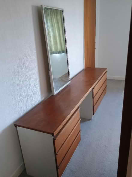 Photo of free Dressing Table (Bloomfield) #1