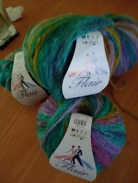 Photo of free Chunky Knit Yarn (Roby L36) #1