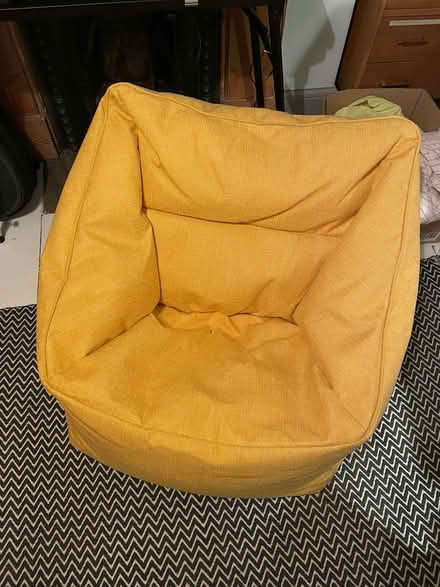 Photo of free Yellow beanbag chair (Dunstable LU6) #1