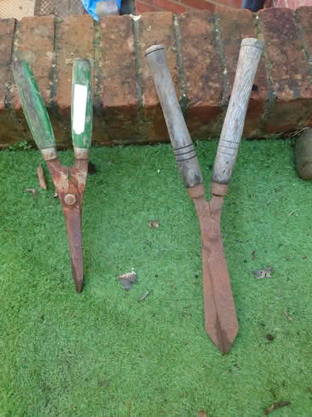 Photo of free Vintage and old garden tools (RG47TQ) #4