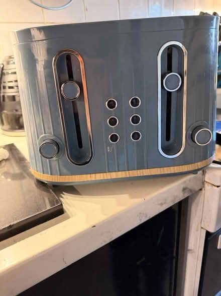 Photo of free Asda kettle and toaster (Lancing BN15) #4