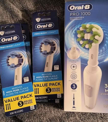 Photo of free Oral-B Power Tooth brush (SunCityOV top of RanchoVistoso) #1