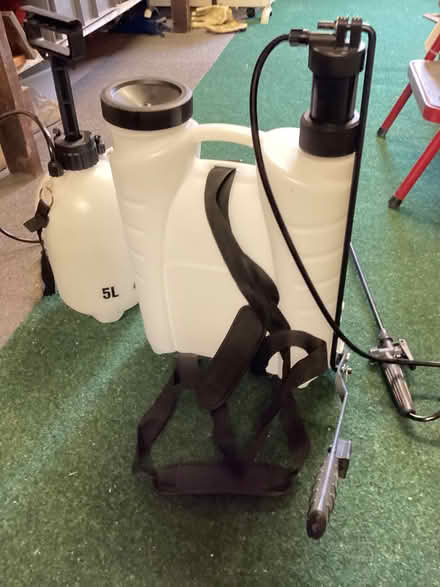 Photo of free 12L Hand pump water sprayer, spare or repair (Horspath OX33) #3