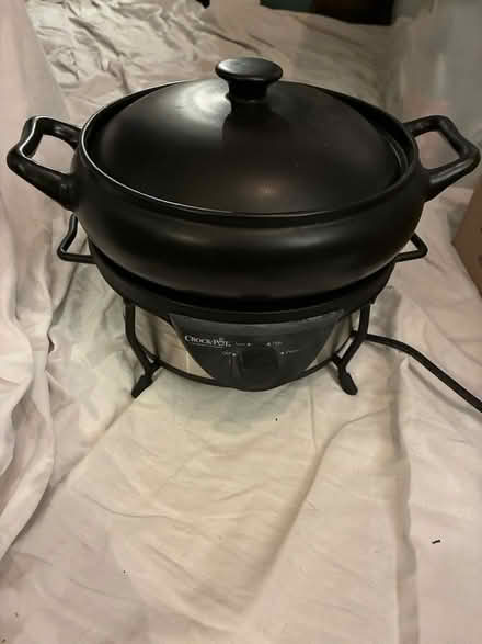Photo of free Crock Pot (Wimbledon Park SW19) #4